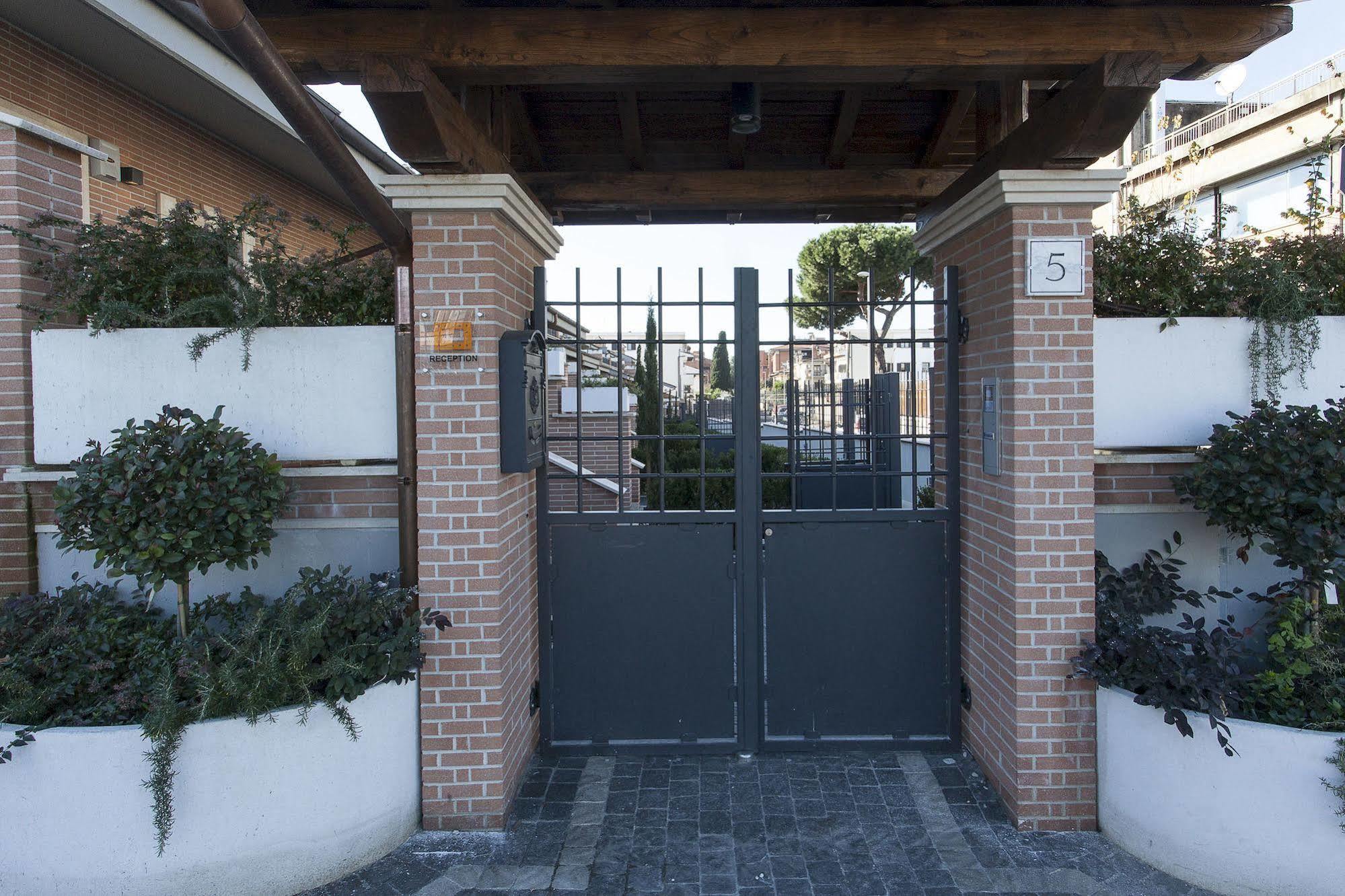 Domus Anagnina Villa Ciampino Bagian luar foto